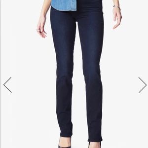 7 for all mankind straight leg
